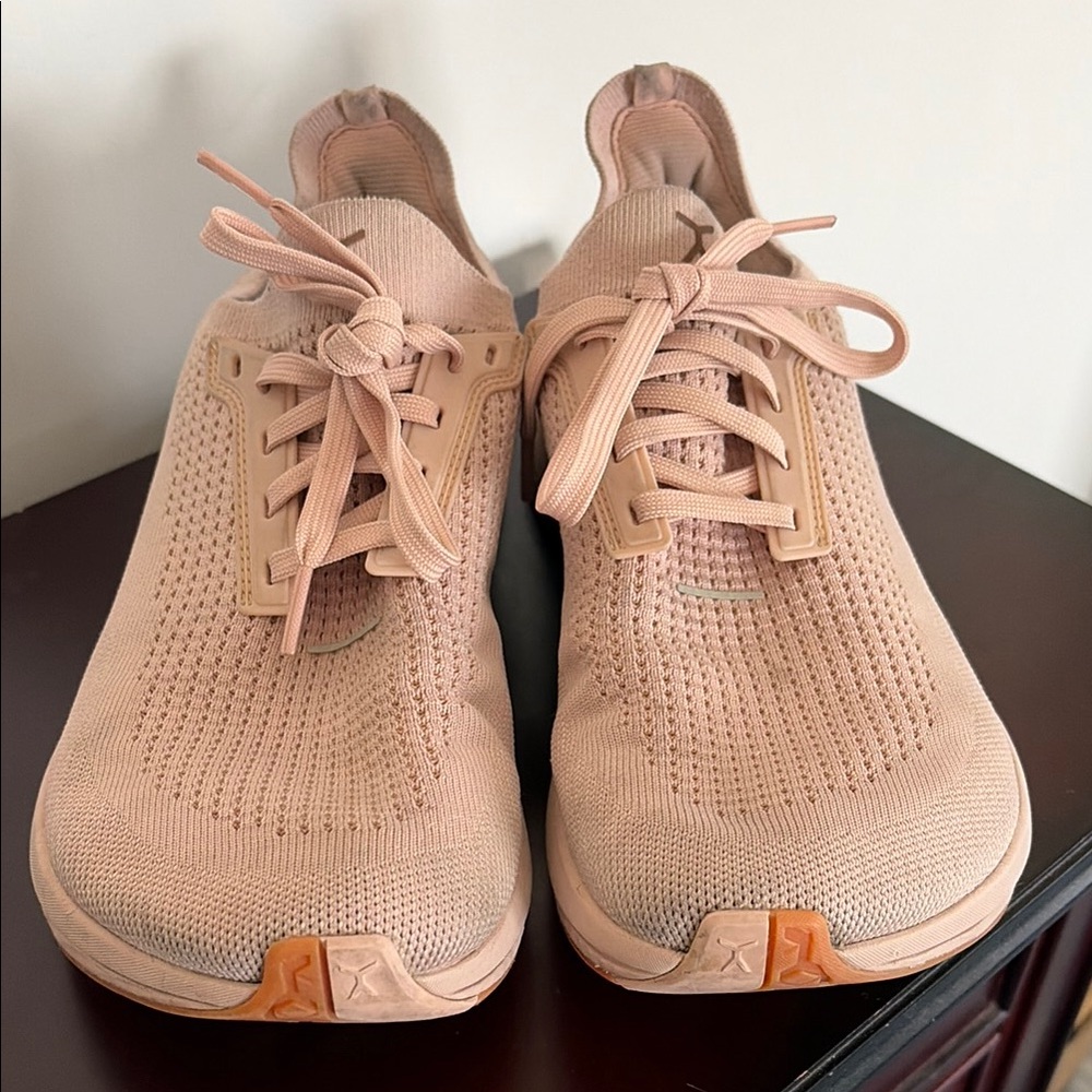 Flux footwear